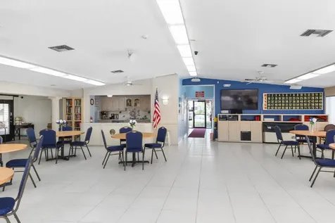 106 Lake Pine Circle Greenacres FL 33463