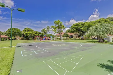 5156 Elpine Way Palm Beach Gardens FL 33418