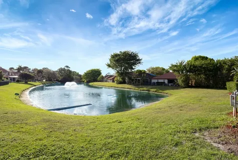 5156 Elpine Way Palm Beach Gardens FL 33418