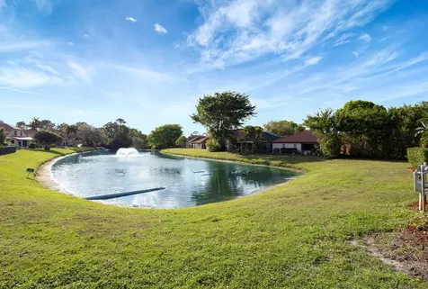 5156 Elpine Way Palm Beach Gardens FL 33418