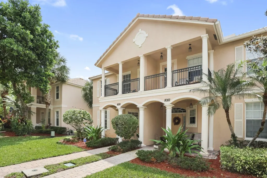 8080 Murano Circle Palm Beach Gardens FL 33418
