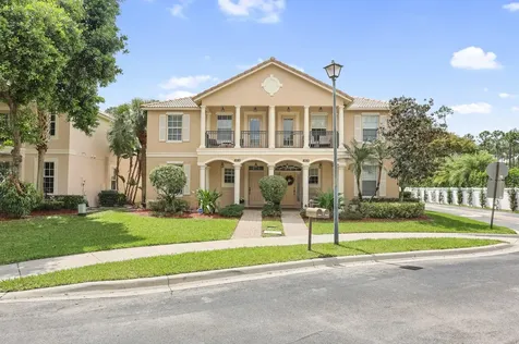8080 Murano Circle Palm Beach Gardens FL 33418
