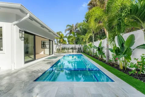 433 Aylesbury Road Delray Beach FL 33444