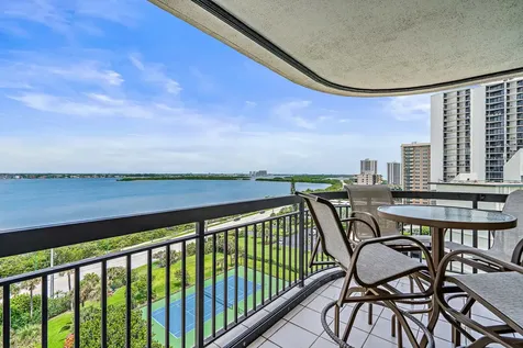 5380 N Ocean Drive Singer Island FL 33404