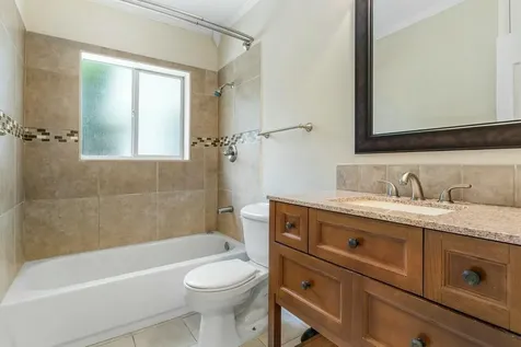121 NE Spanish Court Boca Raton FL 33432