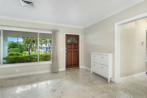 121 NE Spanish Court Boca Raton FL 33432