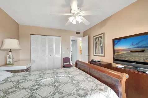 4089 Guildford Boca Raton FL 33434