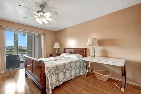 4089 Guildford Boca Raton FL 33434