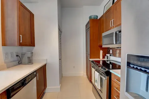 450 N Federal Highway Boynton Beach FL 33435