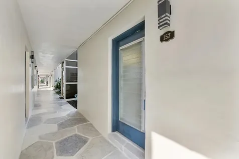 157 Flanders D Delray Beach FL 33484