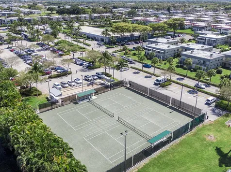 157 Flanders D Delray Beach FL 33484