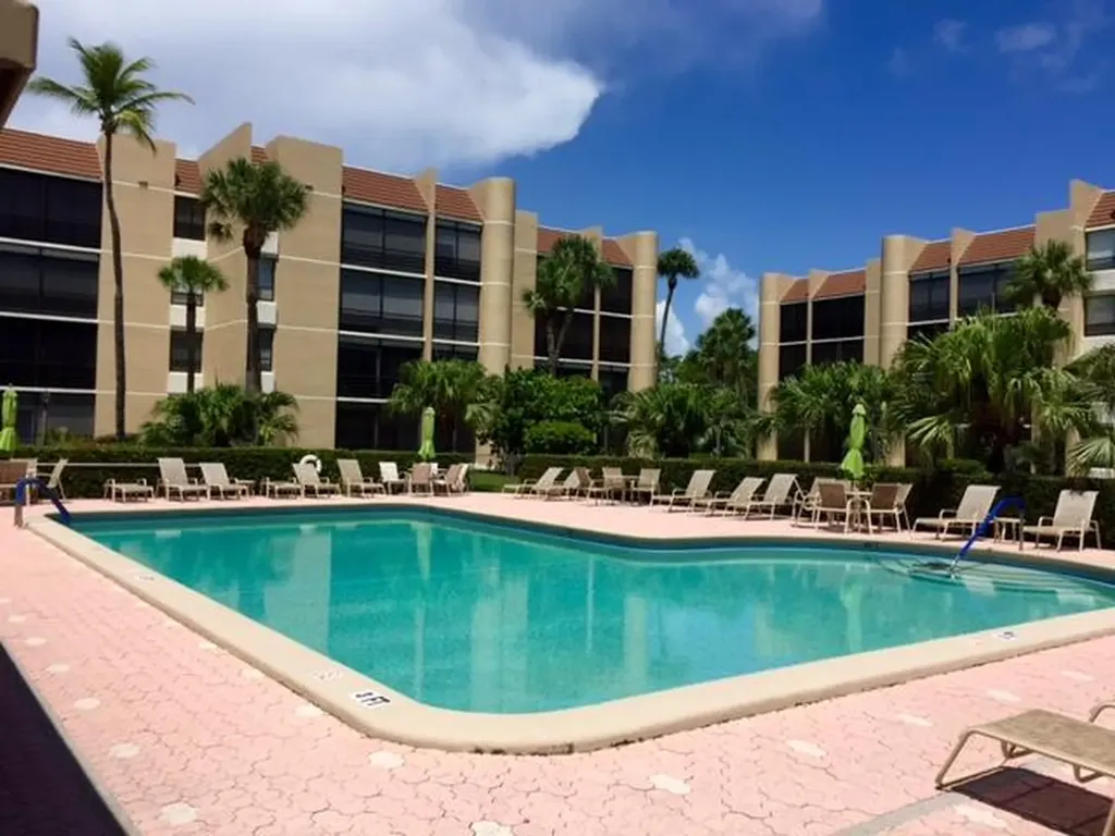 3492 NE Causeway Boulevard Jensen Beach FL 34957