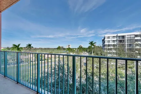 1640 Presidential Way West Palm Beach FL 33401
