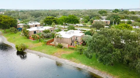 2949 Sw 22nd Avenue Delray Beach FL 33445