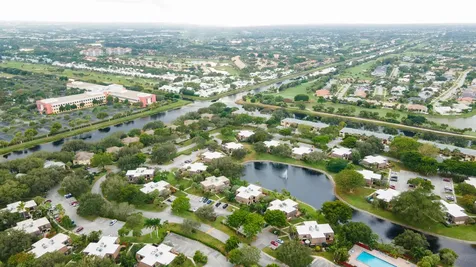 2949 Sw 22nd Avenue Delray Beach FL 33445