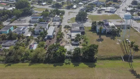 185 E Main Street Pahokee FL 33476