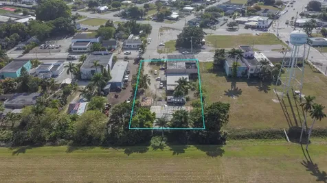185 E Main Street Pahokee FL 33476