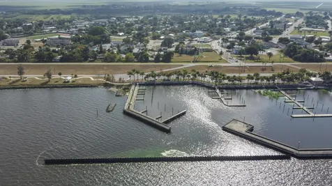 185 E Main Street Pahokee FL 33476