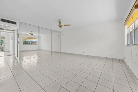 180 Saxony D Delray Beach FL 33446