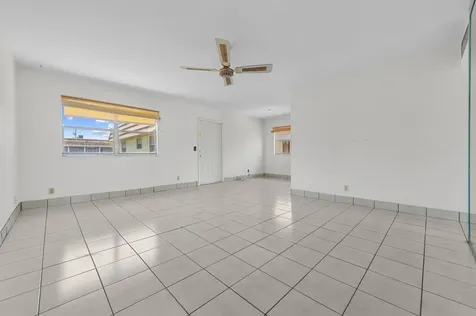 180 Saxony D Delray Beach FL 33446
