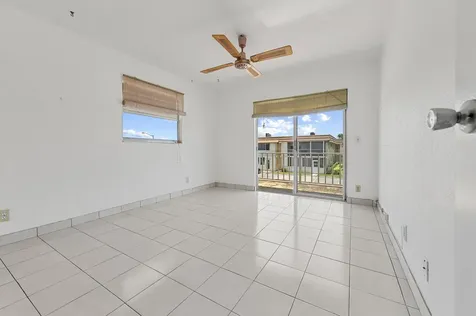 180 Saxony D Delray Beach FL 33446