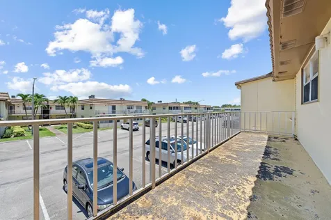 180 Saxony D Delray Beach FL 33446
