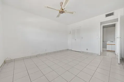180 Saxony D Delray Beach FL 33446