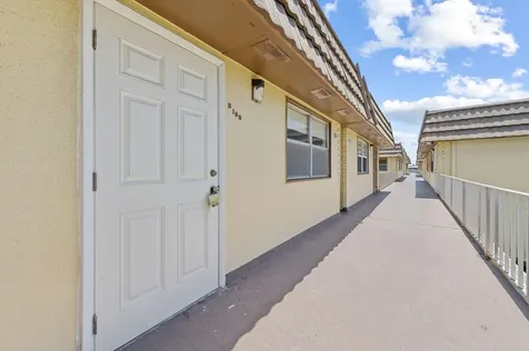 180 Saxony D Delray Beach FL 33446