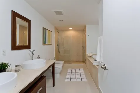 495 Brickell Avenue Miami FL 33131