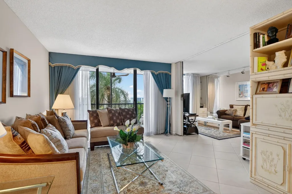 7738 Lakeside Boulevard Boca Raton FL 33434