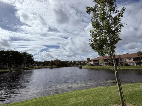 608 Harbour Pointe Way Greenacres FL 33413