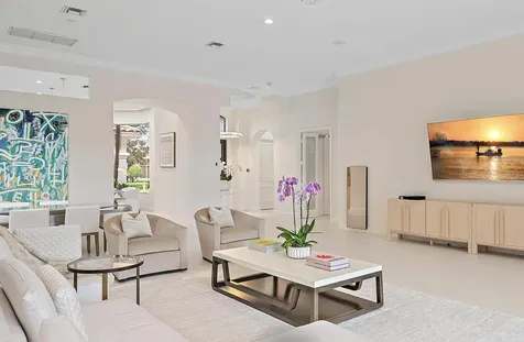 108 Bianca Drive Palm Beach Gardens FL 33418