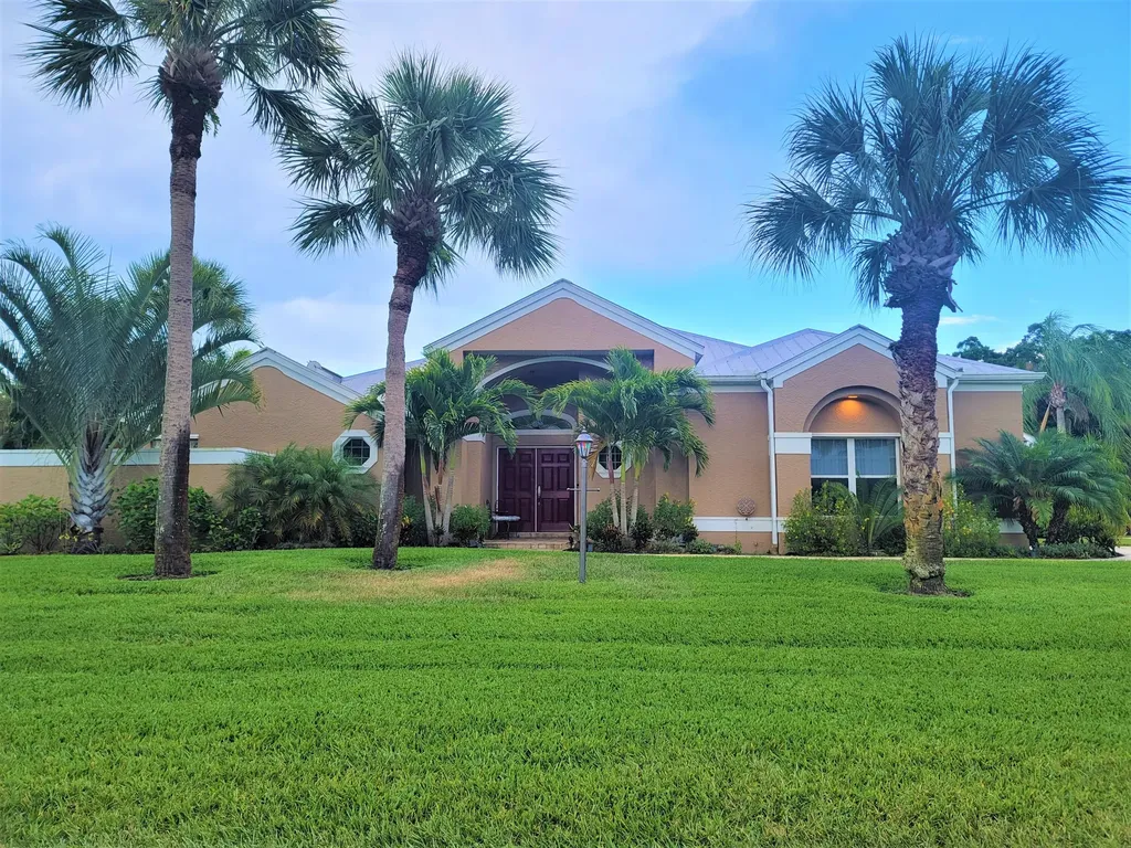 502 Cross Creek Circle Sebastian FL 32958