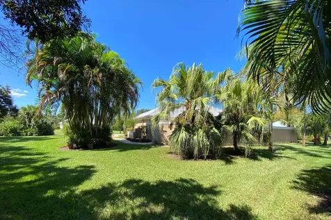 502 Cross Creek Circle Sebastian FL 32958