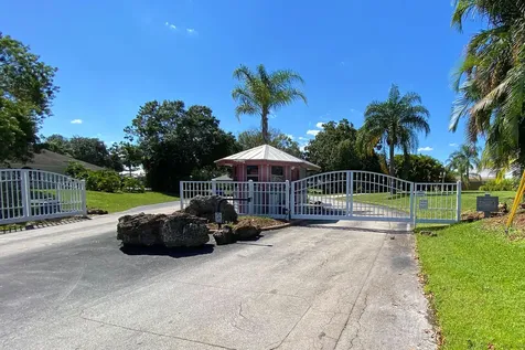 502 Cross Creek Circle Sebastian FL 32958