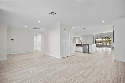 12831 S Shore Drive Palm Beach Gardens FL 33410