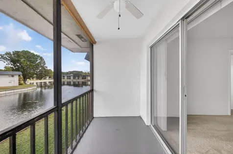 7925 Colony Circle Tamarac FL 33321
