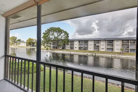 7925 Colony Circle Tamarac FL 33321