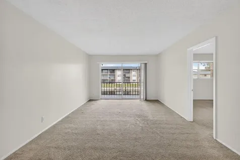 7925 Colony Circle Tamarac FL 33321