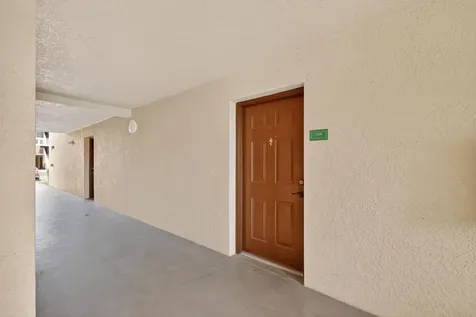 221 Sw Palm Drive Port Saint Lucie FL 34986