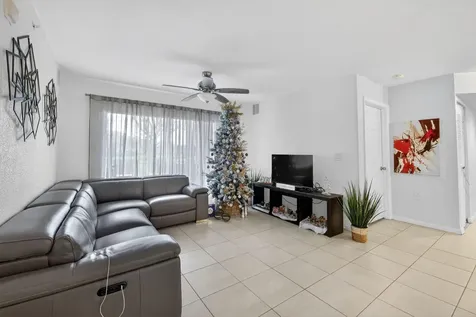 221 Sw Palm Drive Port Saint Lucie FL 34986
