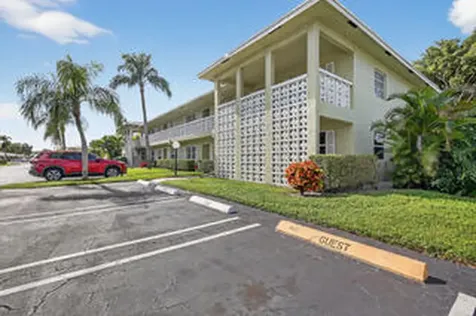 1101 Cactus Terrace Delray Beach FL 33445
