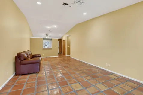 18555 Egret Way Boca Raton FL 33496