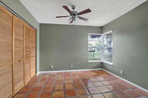 18555 Egret Way Boca Raton FL 33496