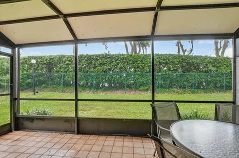 18555 Egret Way Boca Raton FL 33496