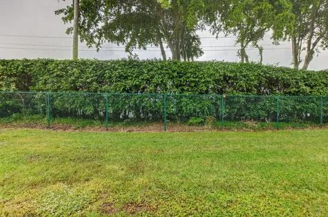 18555 Egret Way Boca Raton FL 33496