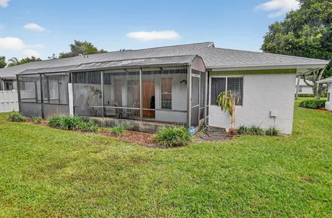 18555 Egret Way Boca Raton FL 33496