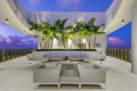 500 E Las Olas Boulevard Fort Lauderdale FL 33301