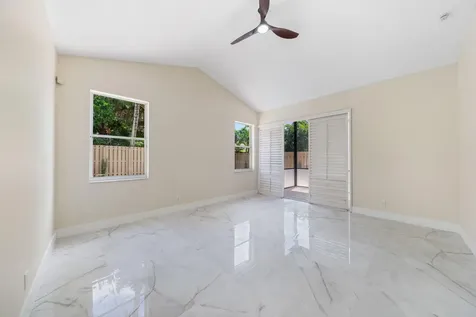 6682 Nw 25th Way Boca Raton FL 33496