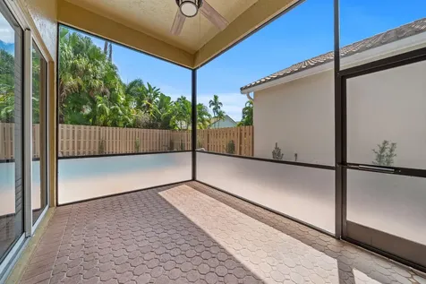 6682 Nw 25th Way Boca Raton FL 33496